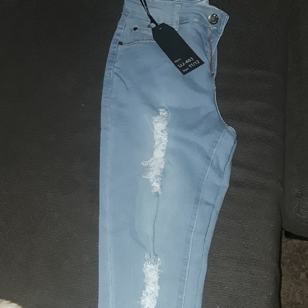 Size 11/12 fashion nova jeans